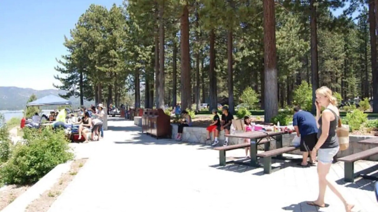 Photo of Outdoor in Al Tahoe