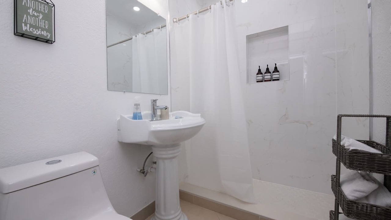 Photo of Bathroom in Coral Terrace