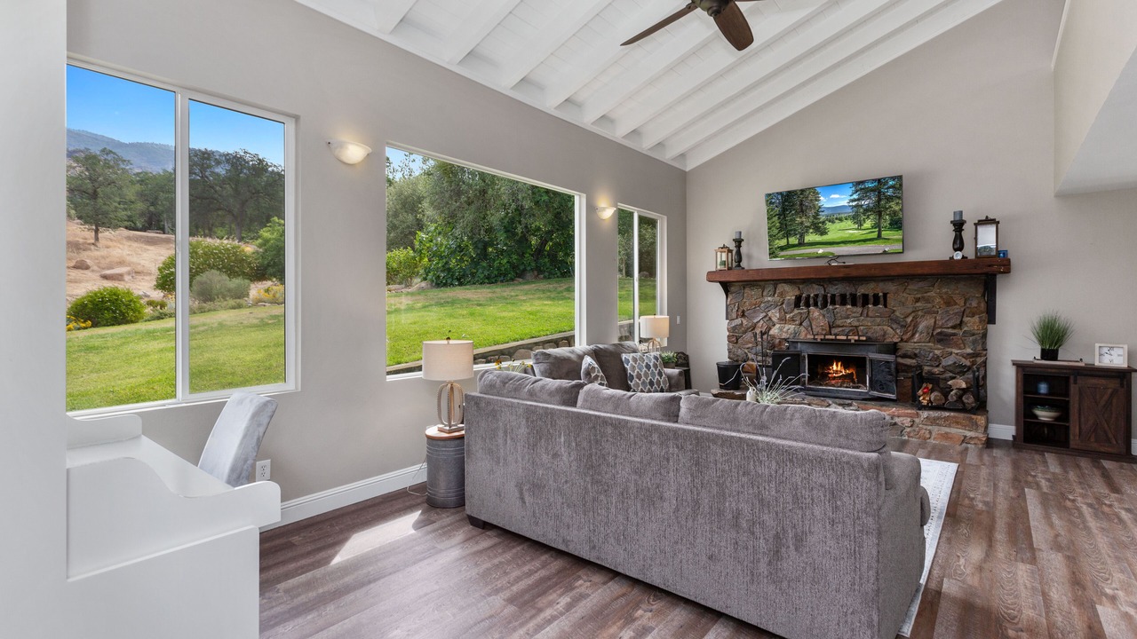Photo of Livingroom in Three Rivers