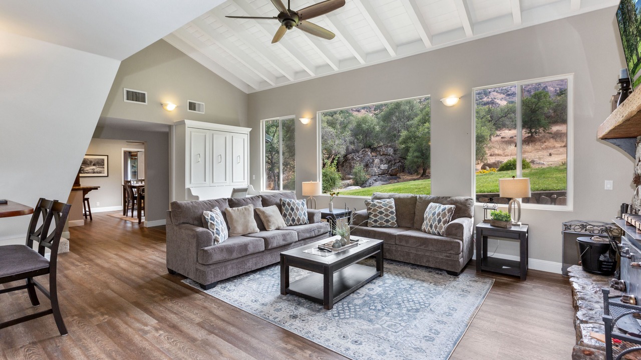 Photo of Livingroom in Three Rivers