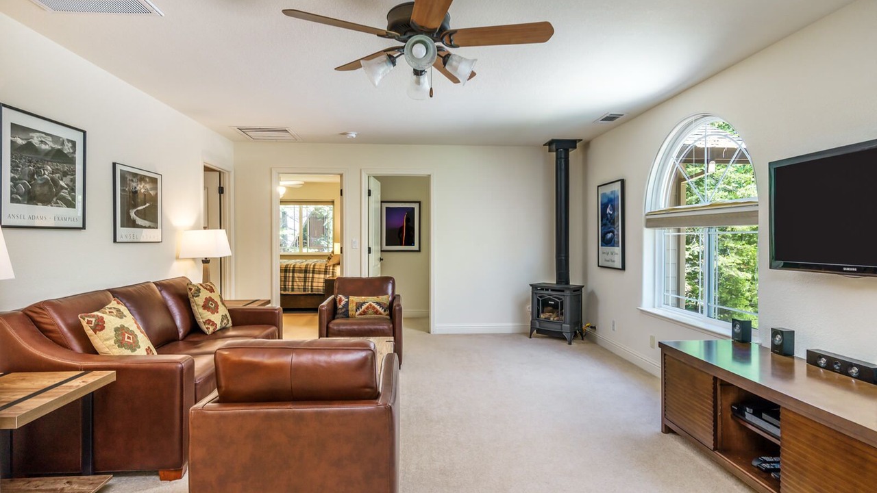 Photo of Bedroom in Glencoe