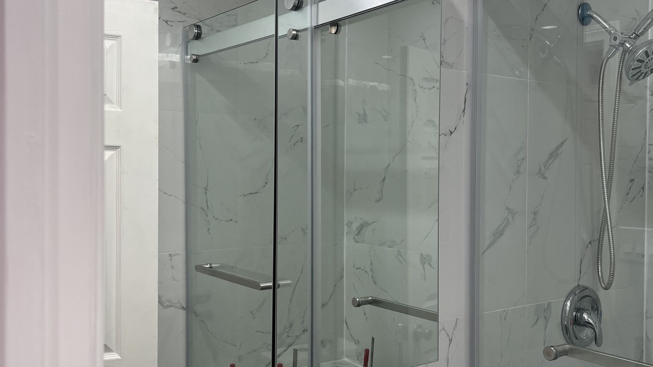 Photo of Bathroom in North Hills West