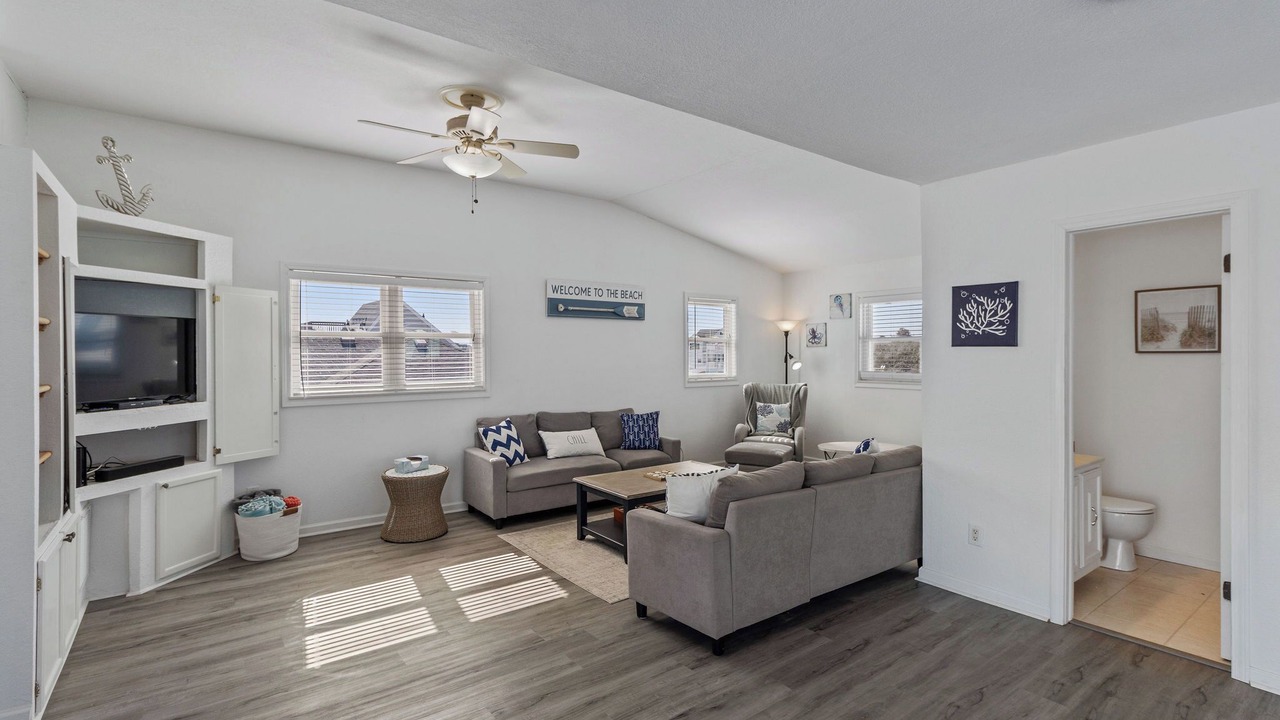 Photo of Livingroom in Sea Retreat