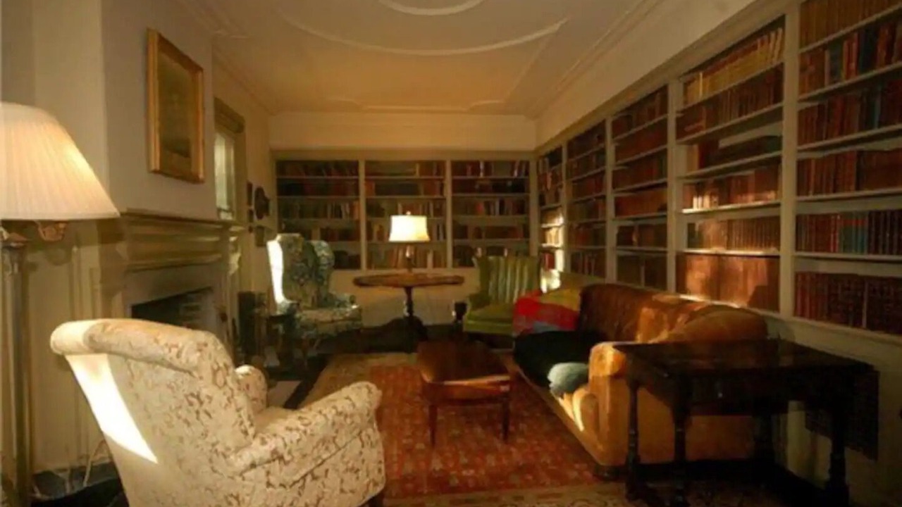 Photo of Livingroom in Brewster