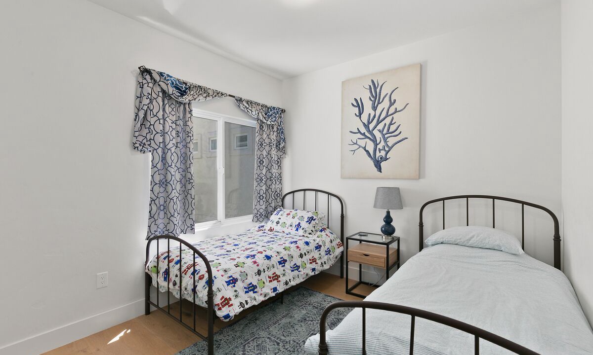 Photo of Bedroom in Huntington Beach