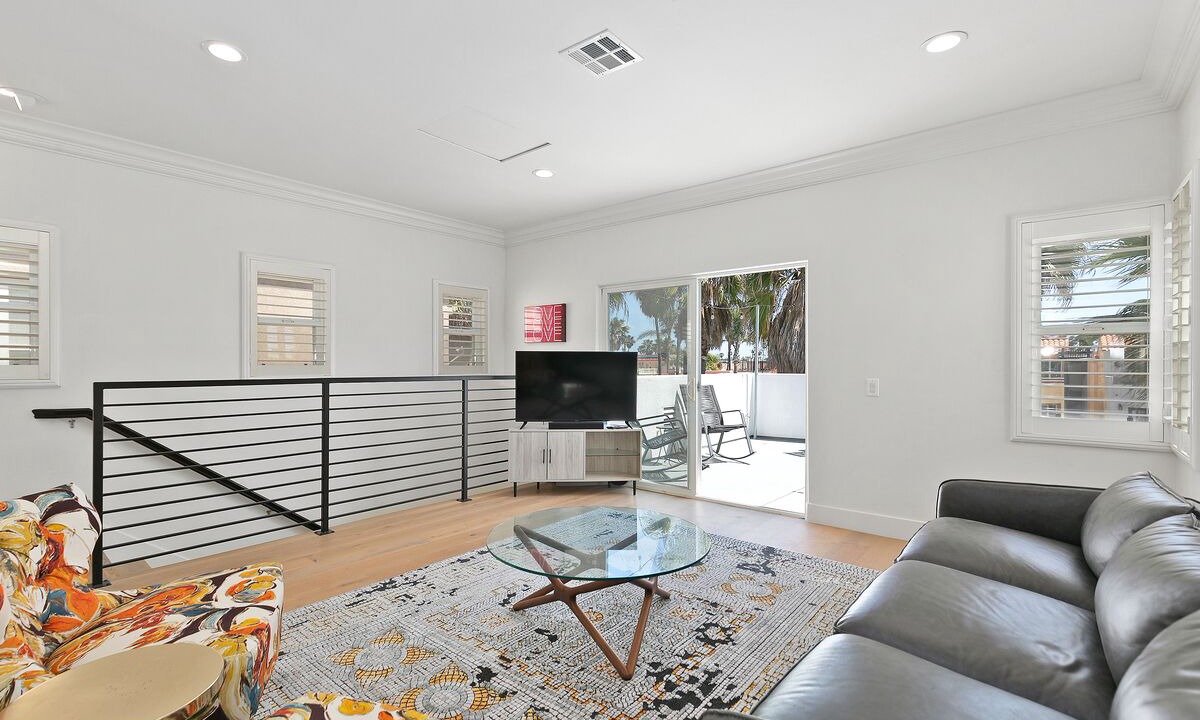 Photo of Livingroom in Huntington Beach