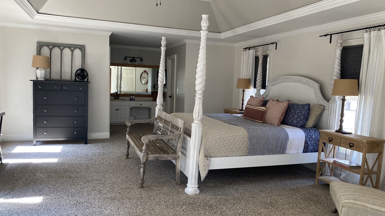Photo of Bedroom in Five Points