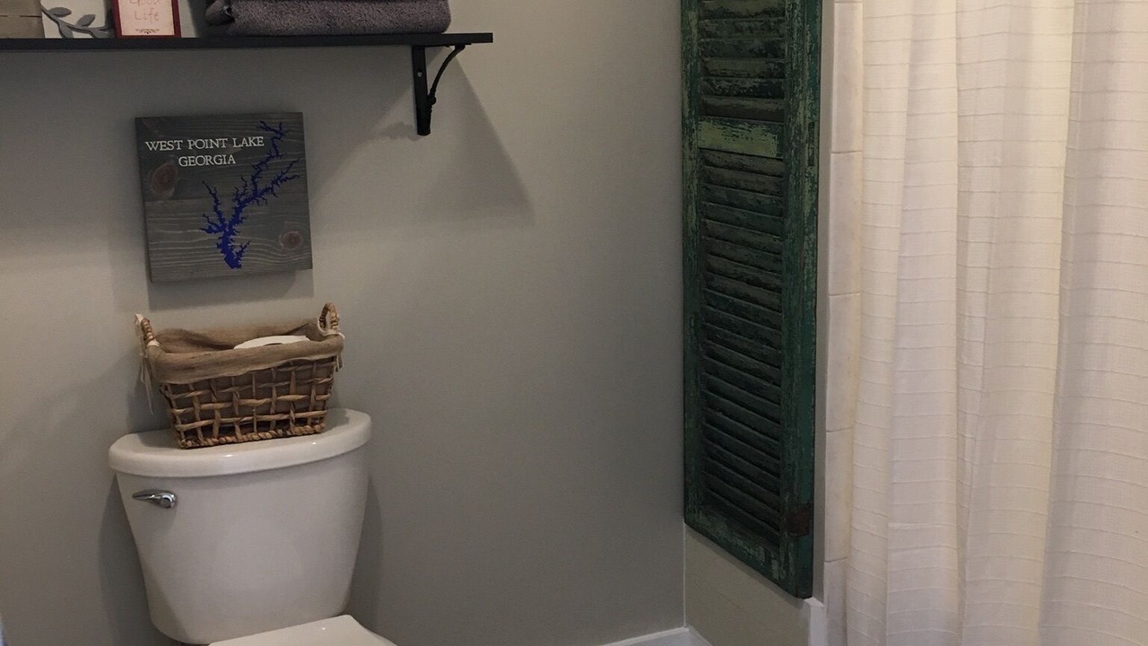 Photo of Bathroom in Five Points