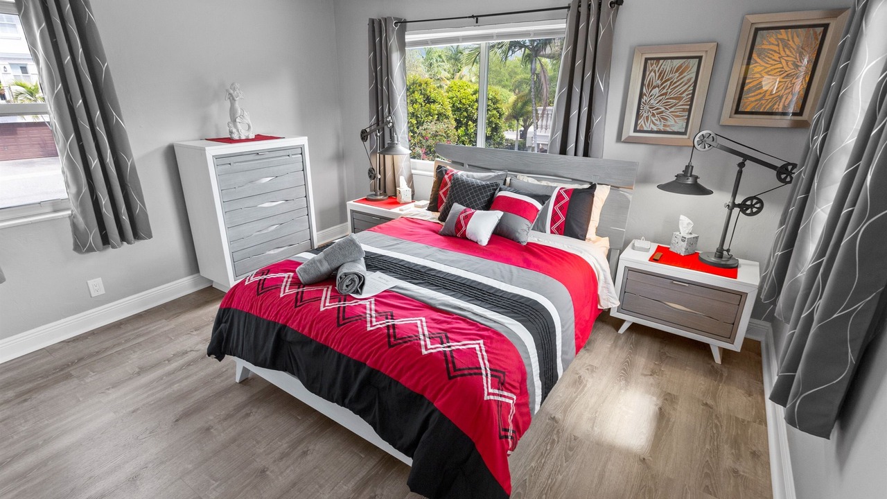 Photo of Bedroom in Coral Ridge