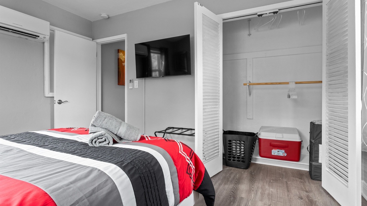 Photo of Bedroom in Coral Ridge