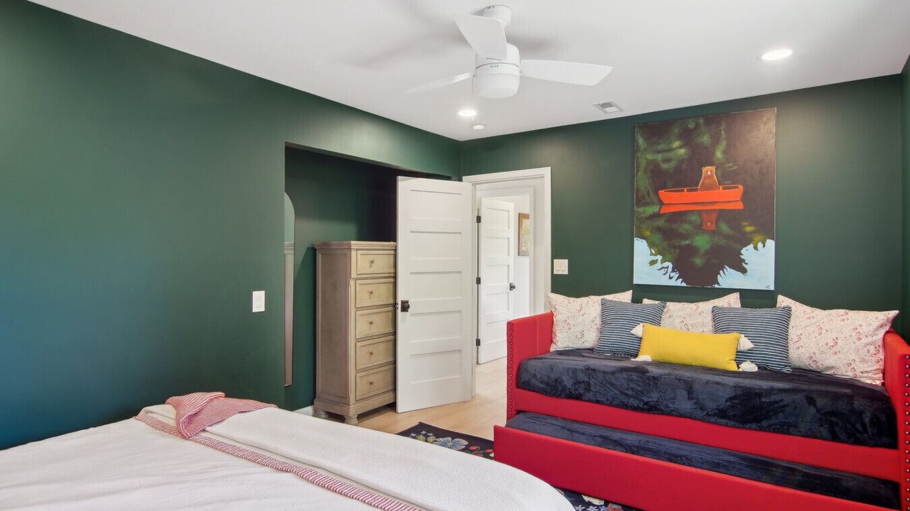 Photo of Bedroom in Sylva