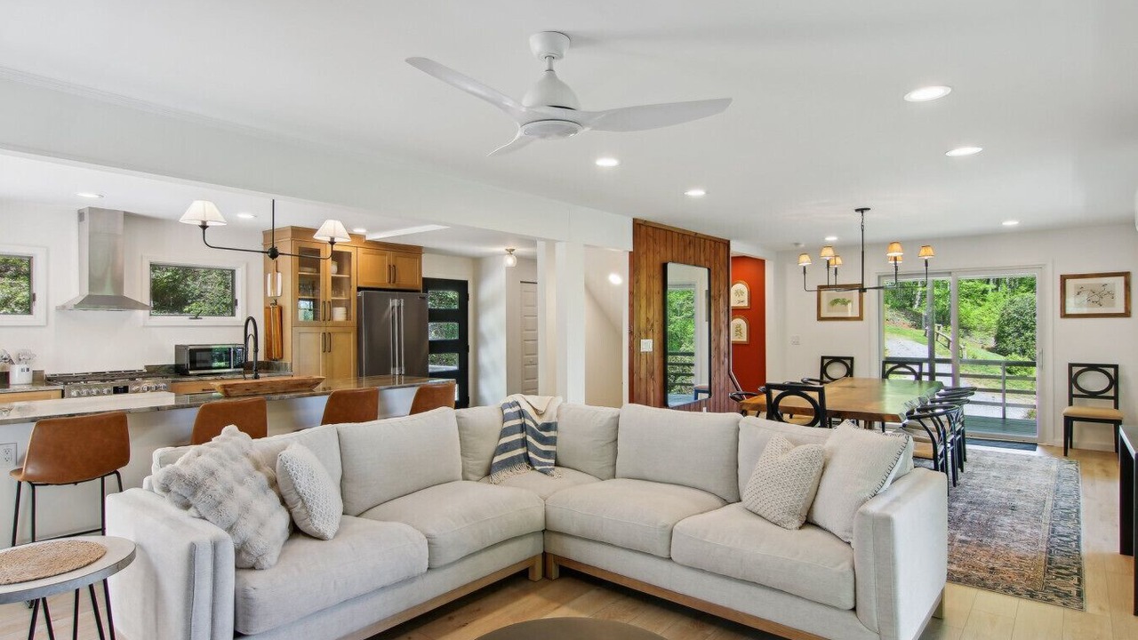 Photo of Livingroom in Sylva