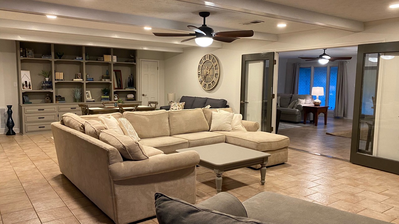 Photo of Livingroom in Deatsville