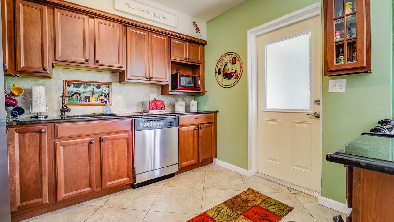 Photo of Kitchen in Coral Ridge