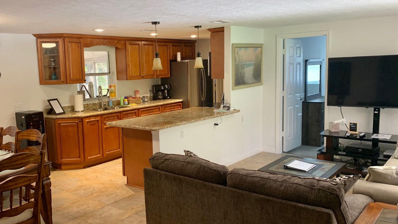 Photo of Livingroom in Land O' Lakes