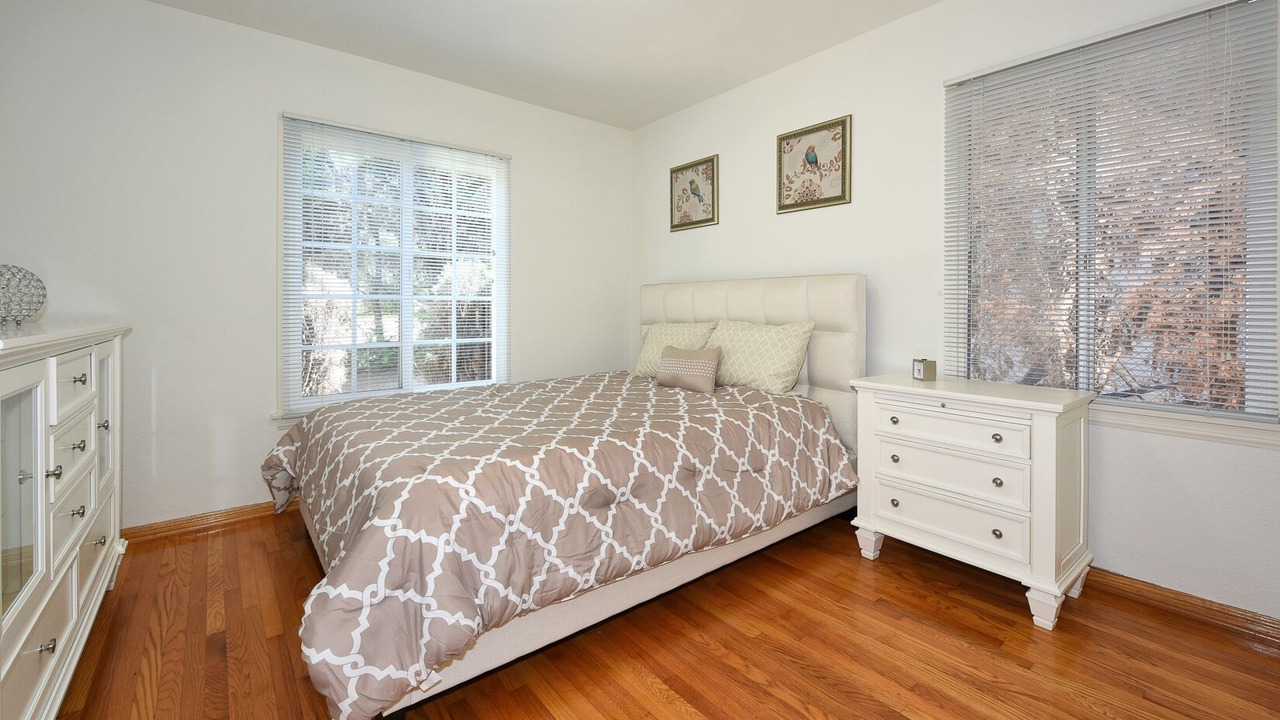 Photo of Bedroom in Mar Vista