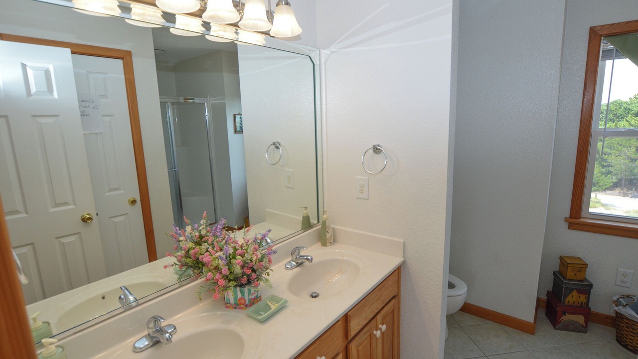 Photo of Bathroom in Nags Head