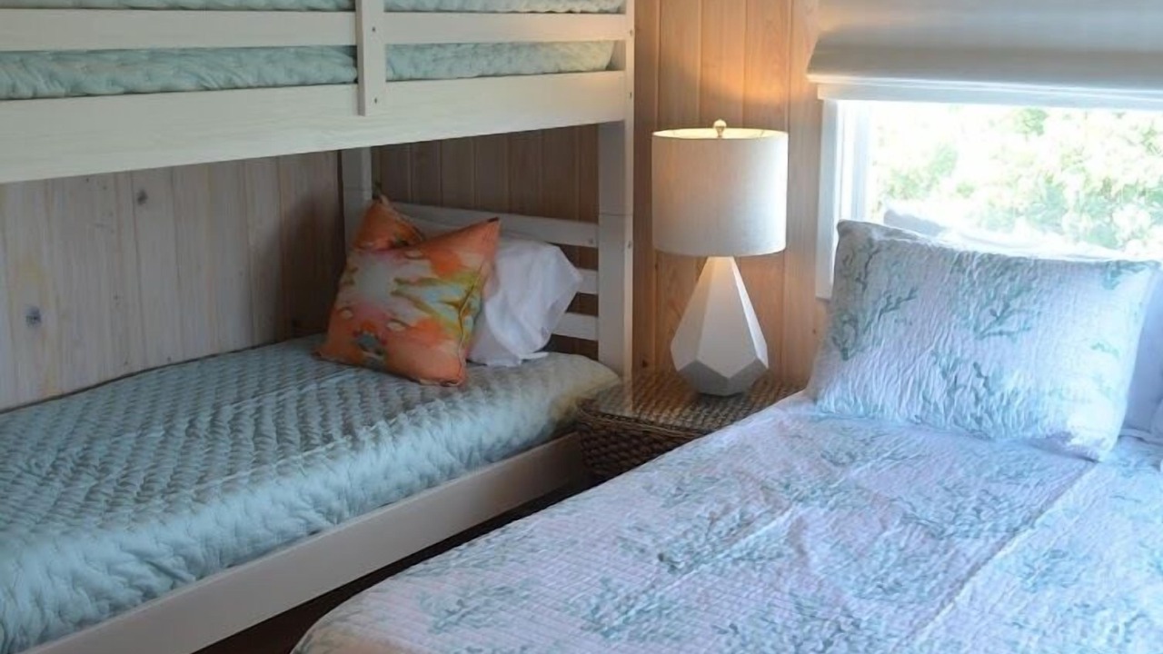 Photo of Bedroom in Hope Town