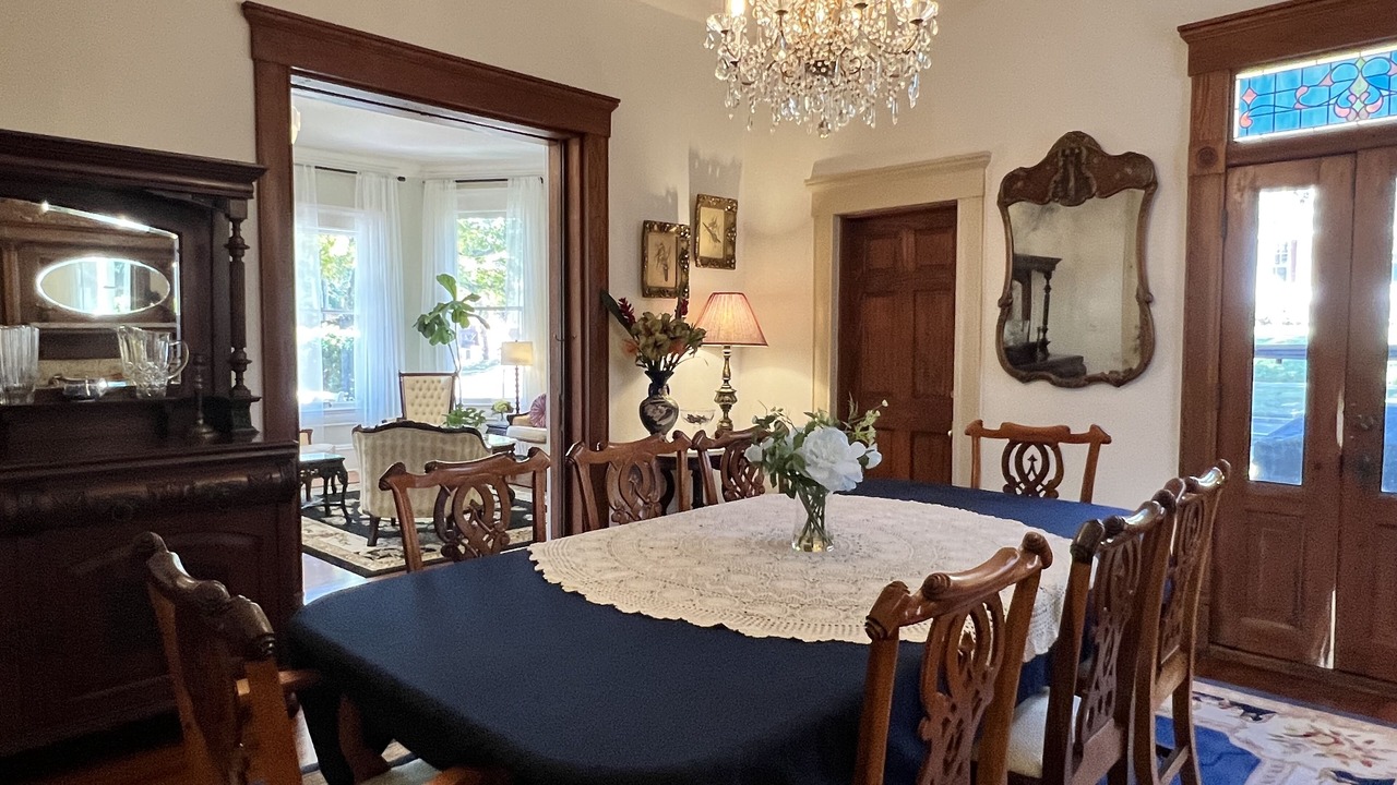 Photo of Bedroom in Downtown