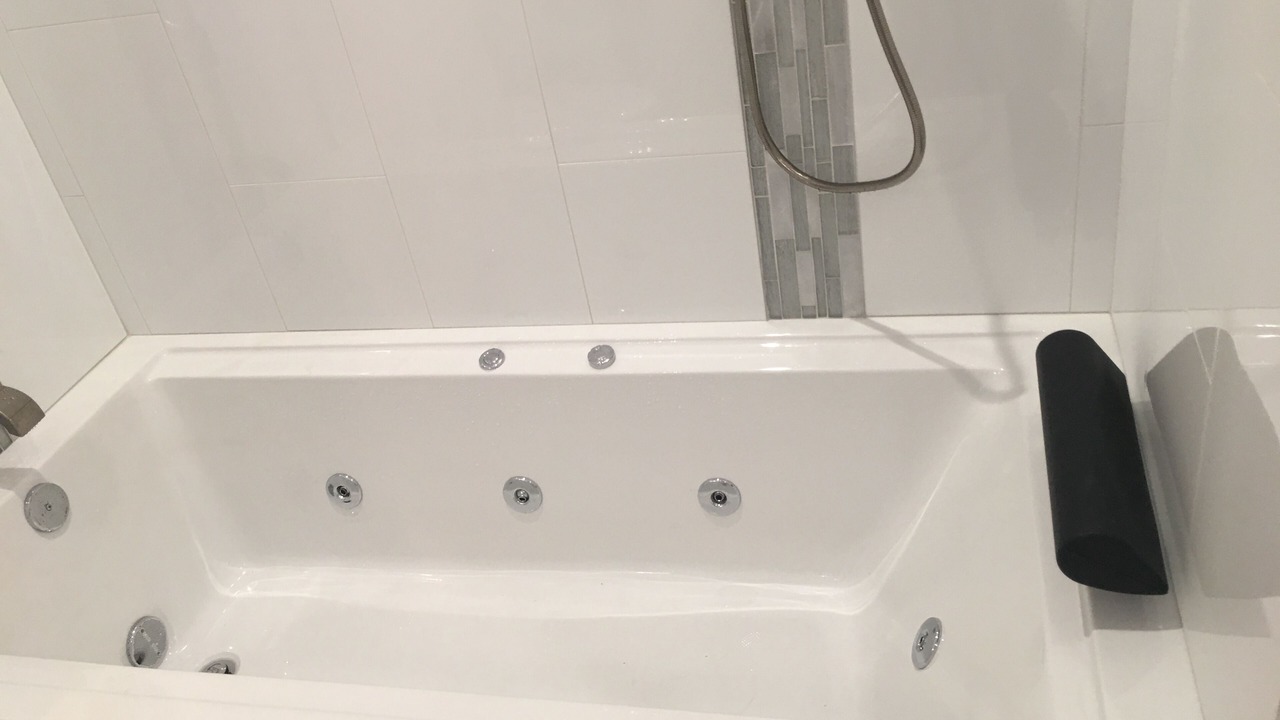 Photo of Bathroom in Marina Peninsula