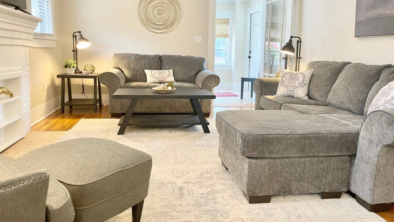 Photo of Livingroom in New Suburb Beautiful