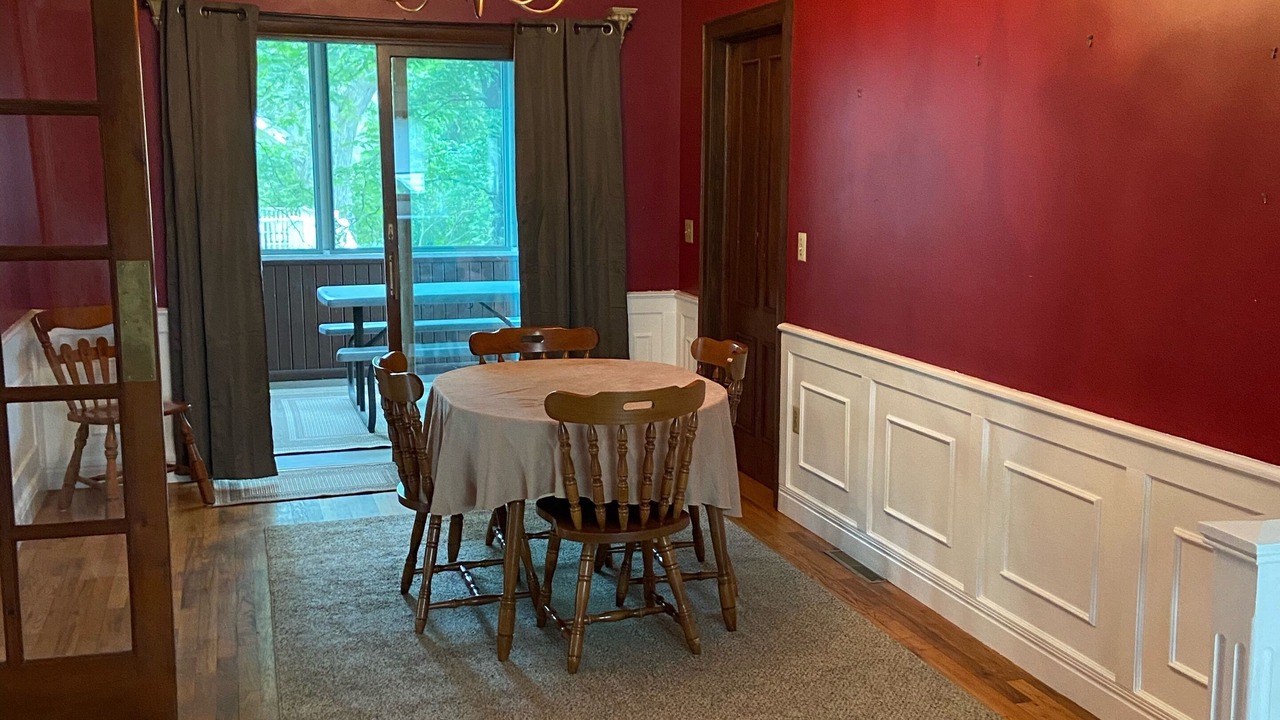 Photo of Livingroom in Auburn