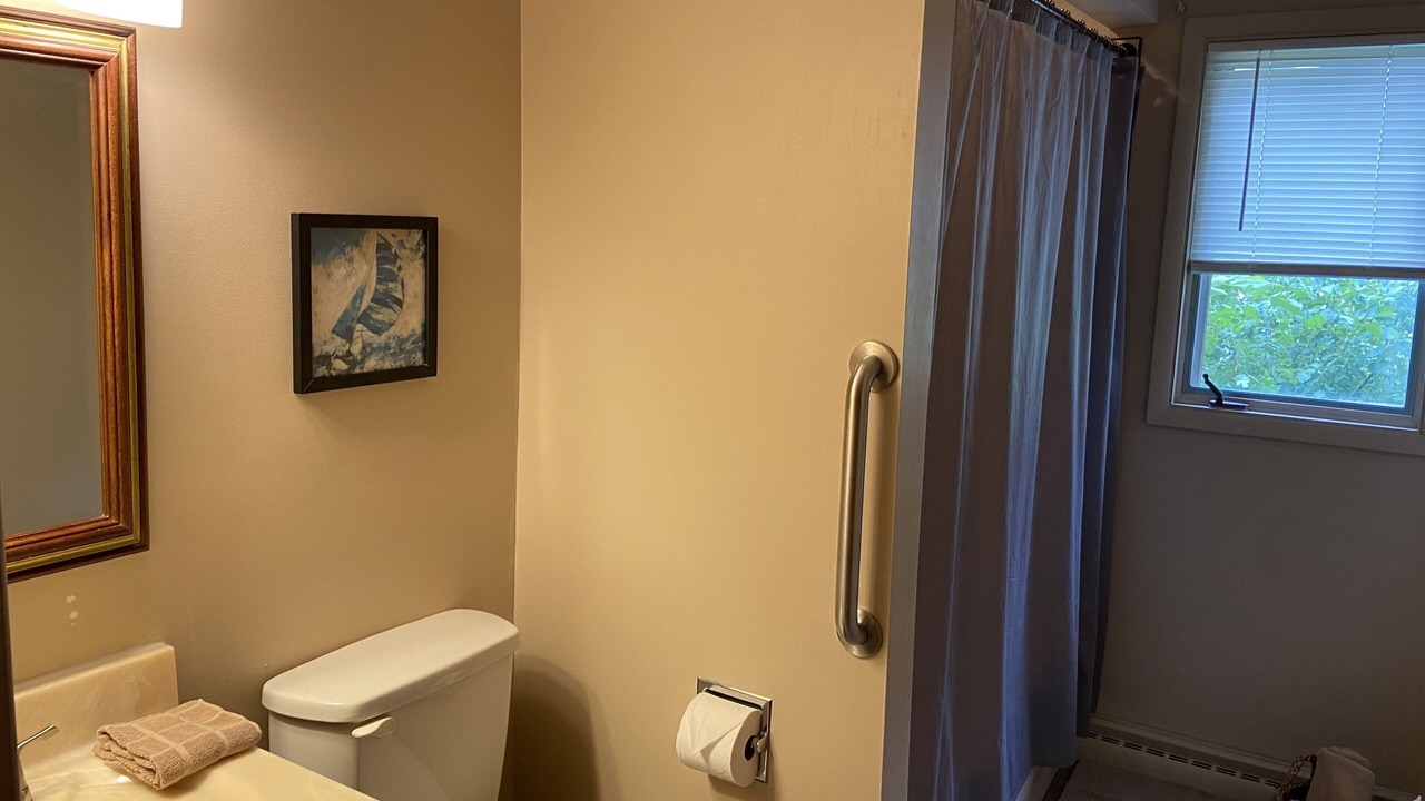 Photo of Bathroom in Auburn