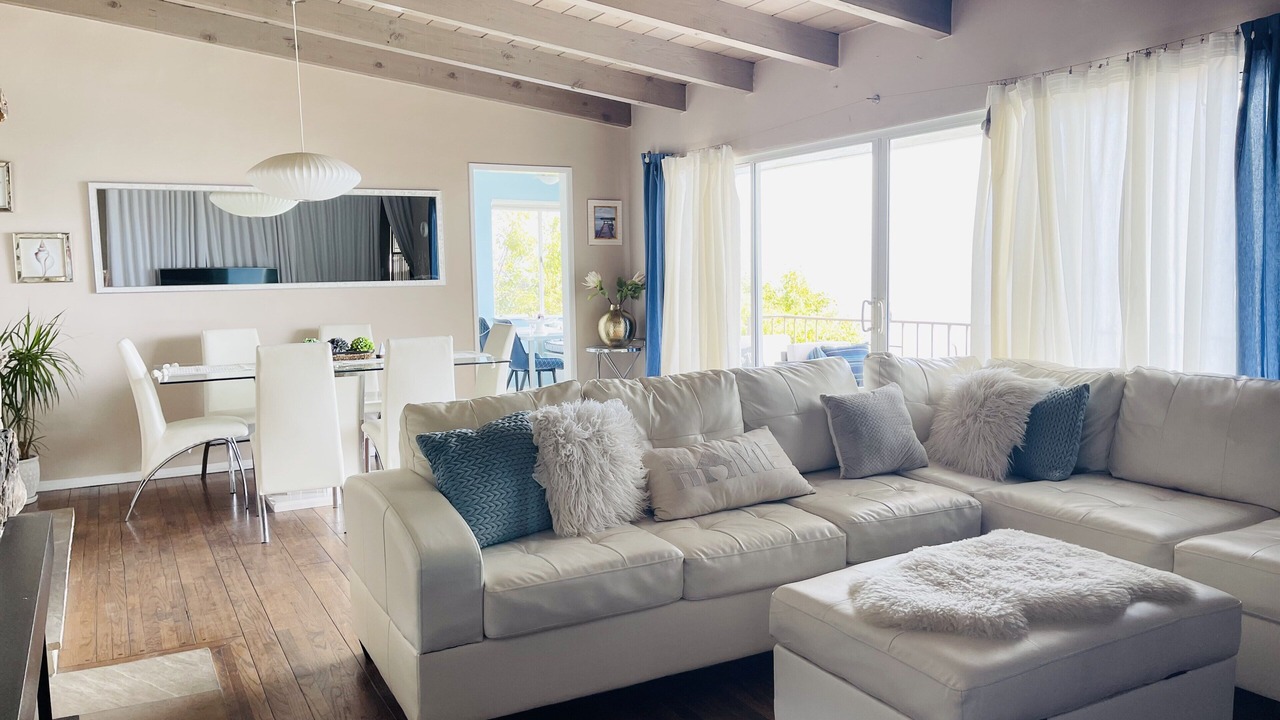Photo of Livingroom in Pacific Palisades