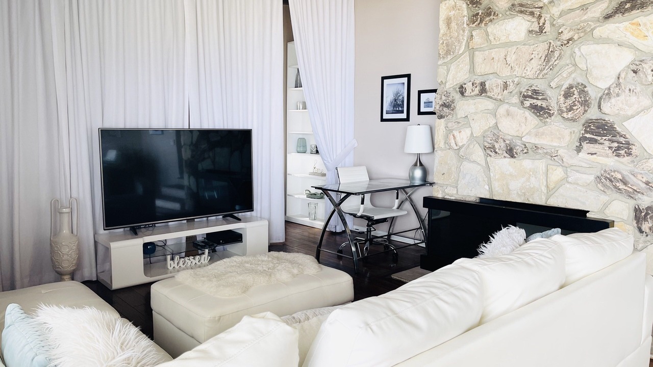Photo of Livingroom in Pacific Palisades