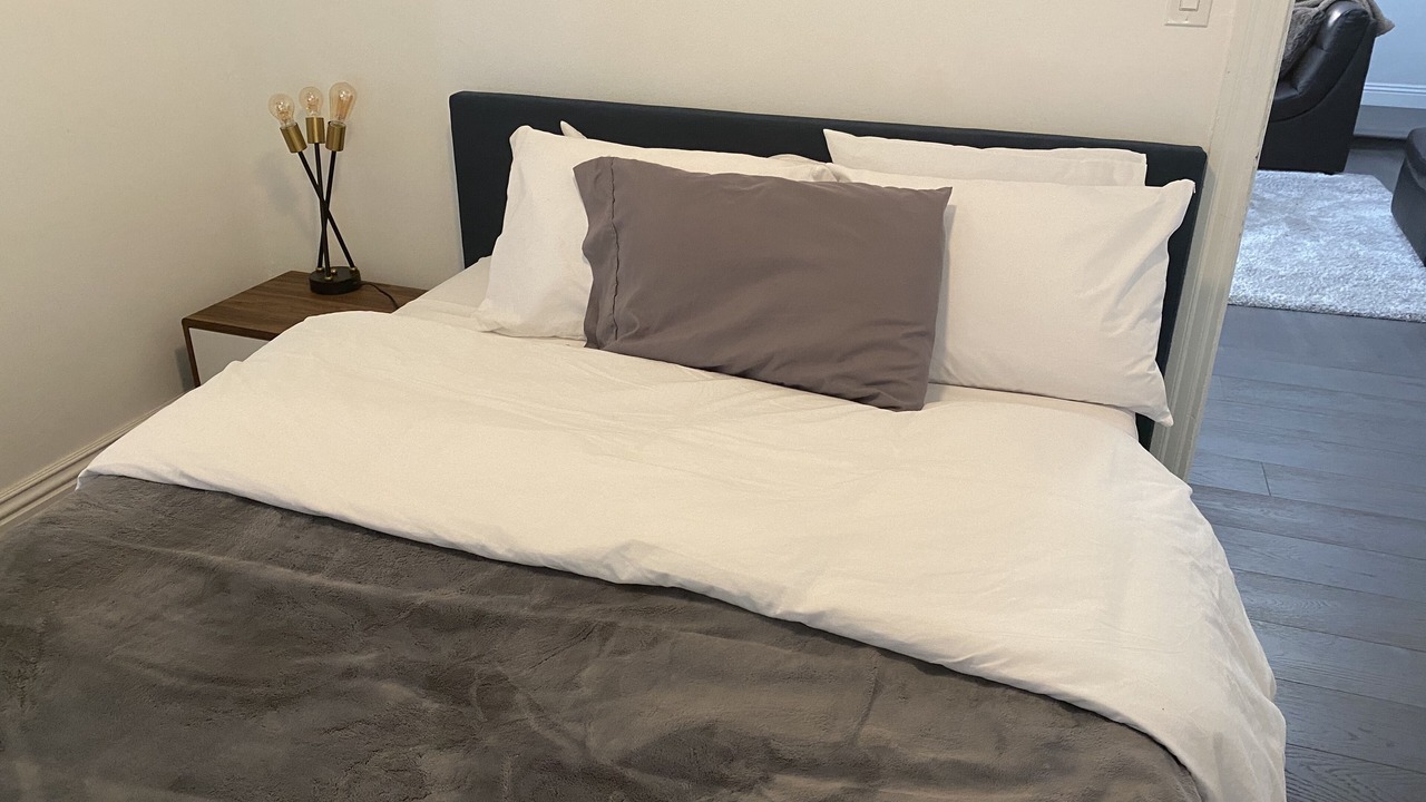 Photo of Bedroom in Hollywood
