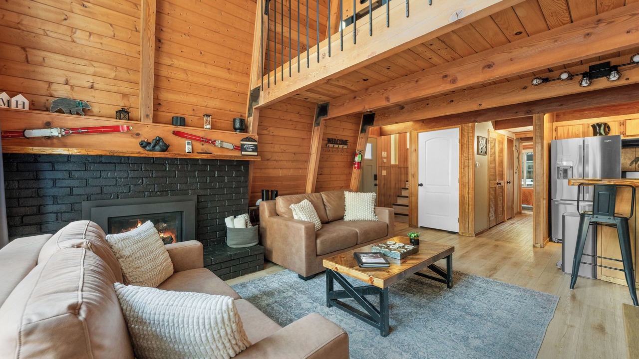 Photo of Livingroom in Big Bear City