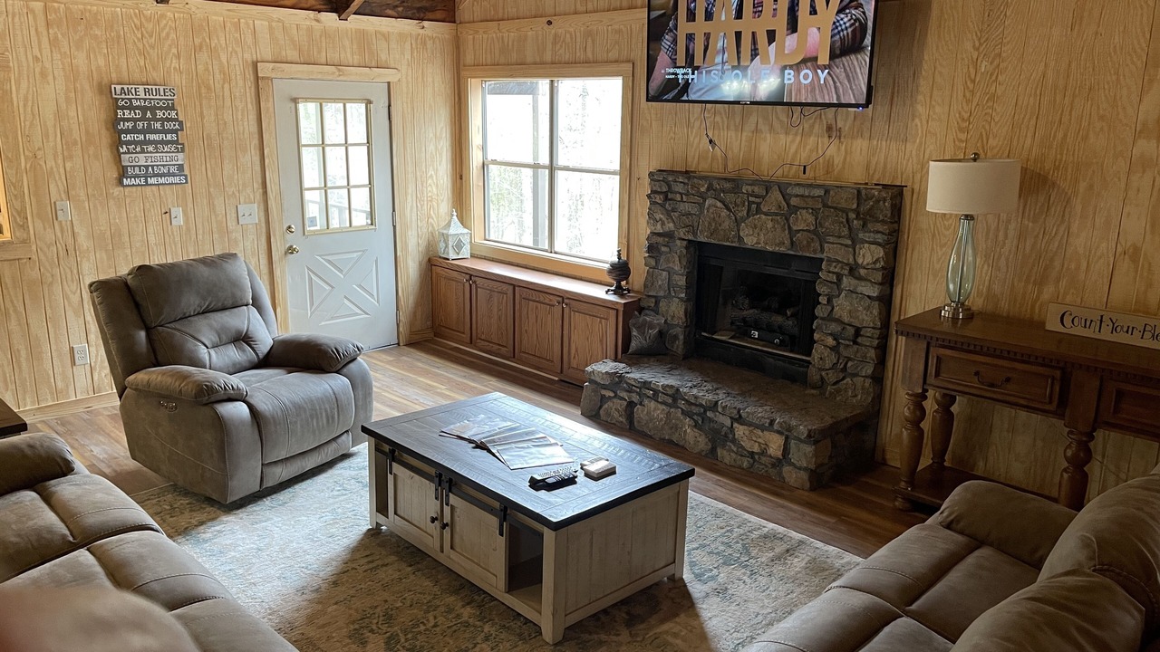 Photo of Livingroom in Oakland