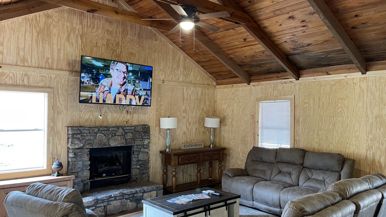 Photo of Livingroom in Oakland