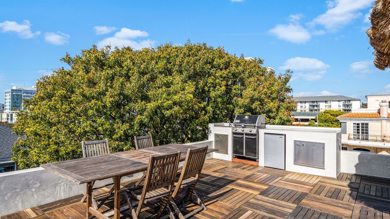 Photo of Outdoor in Marina Peninsula