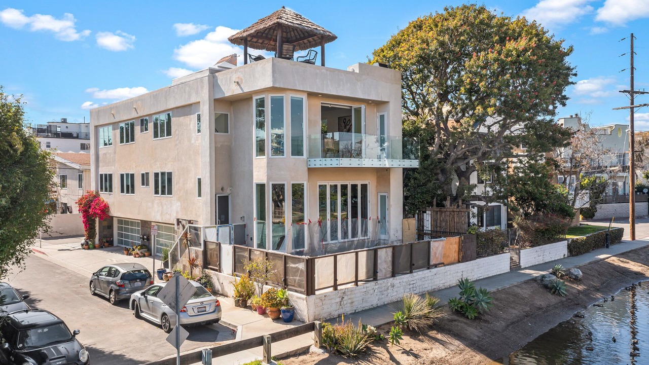 Photo of Outdoor in Marina Peninsula