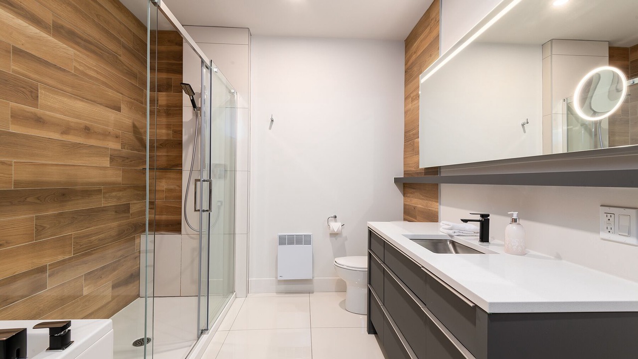 Photo of Bathroom in Petite-Riviere-Saint-Francois