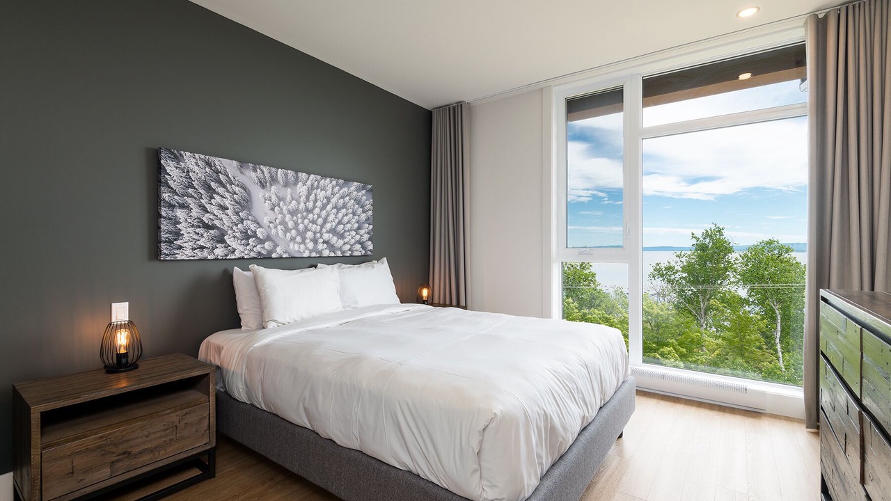 Photo of Bedroom in Petite-Riviere-Saint-Francois