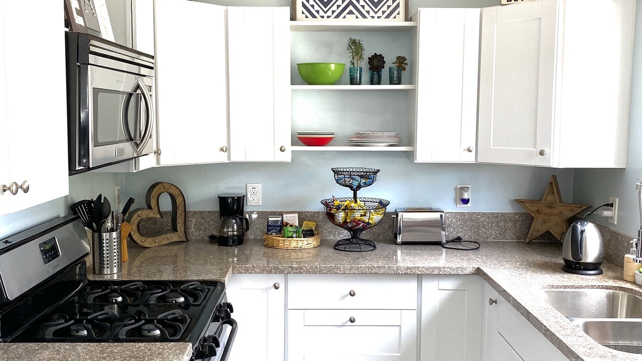 Photo of Kitchen in Encino