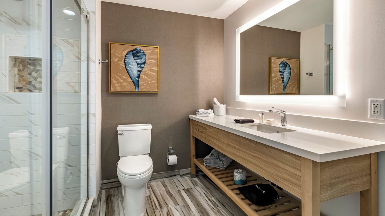 Photo of Bathroom in Lauderdale Beach
