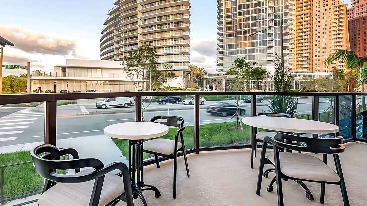 Photo of Outdoor in Lauderdale Beach