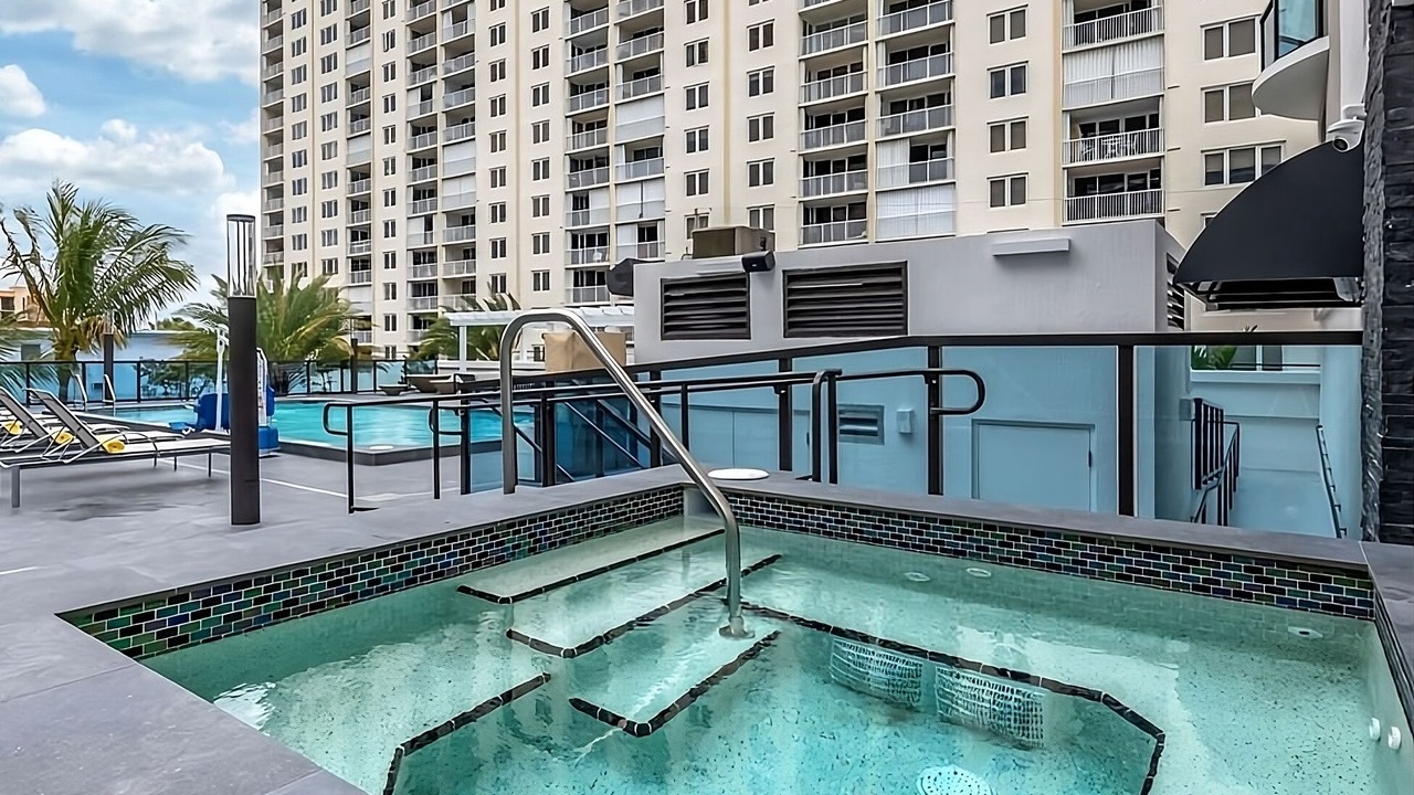 Photo of Outdoor in Lauderdale Beach