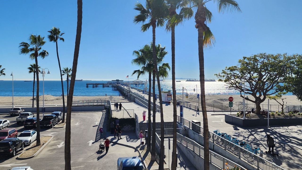 Photo of Others in Belmont Shore