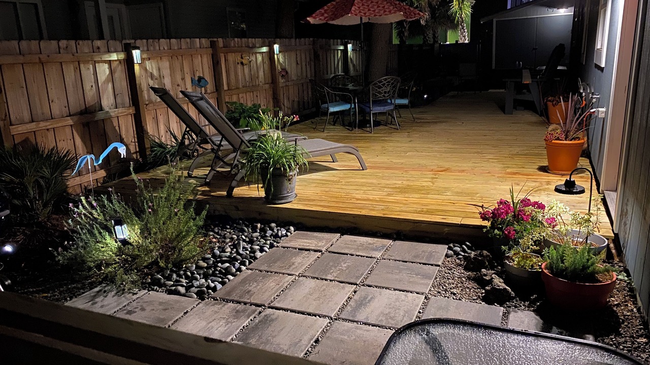 Photo of Patio Balcony in Tranquil Harbour