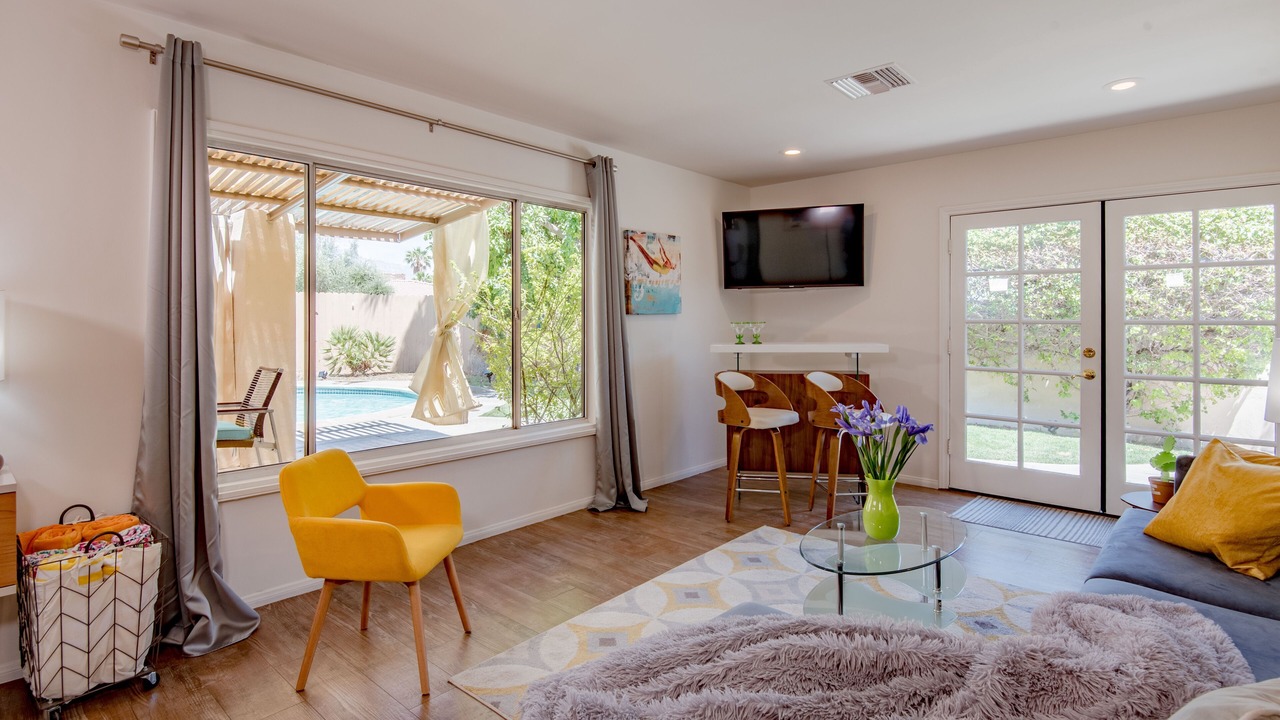 Photo of Livingroom in Palm Desert