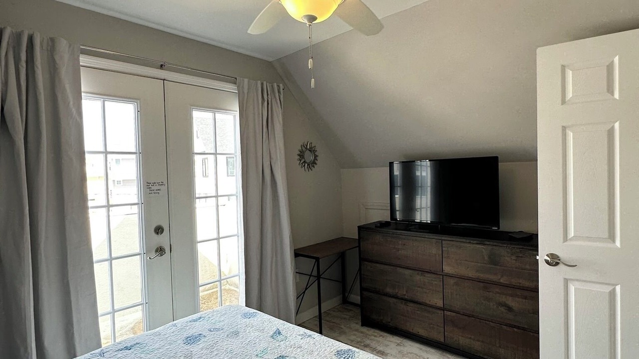 Photo of Bedroom in Normandy Beach