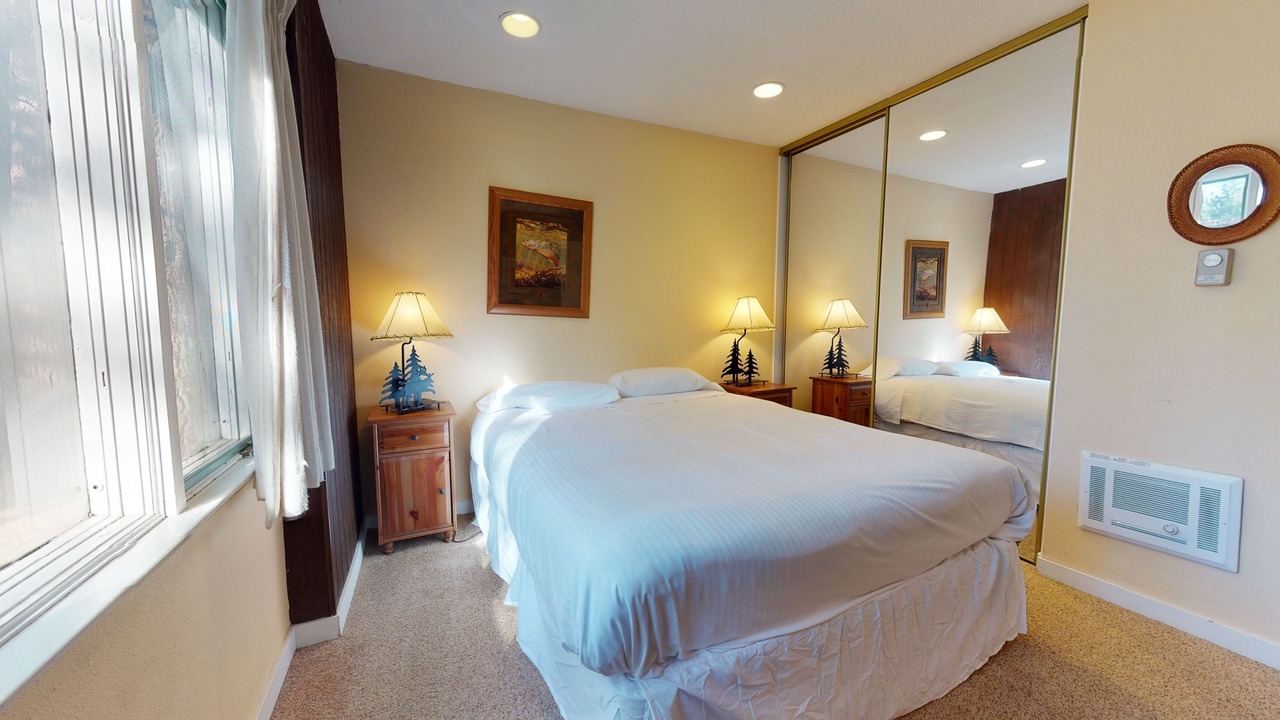 Photo of Bedroom in Mammoth Lakes
