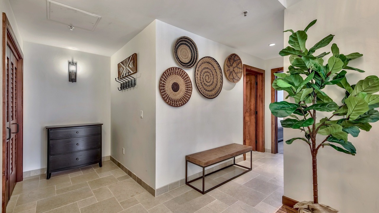 Photo of Bedroom in Lakeside Park