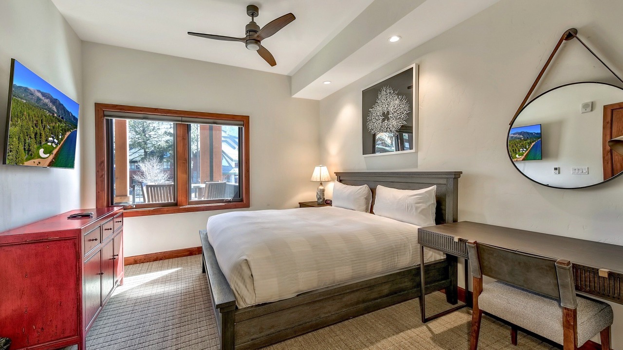 Photo of Bedroom in Lakeside Park