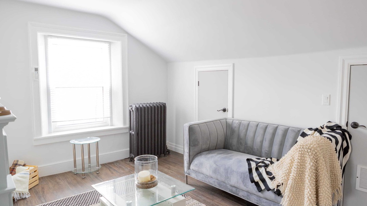 Photo of Livingroom in Burlington