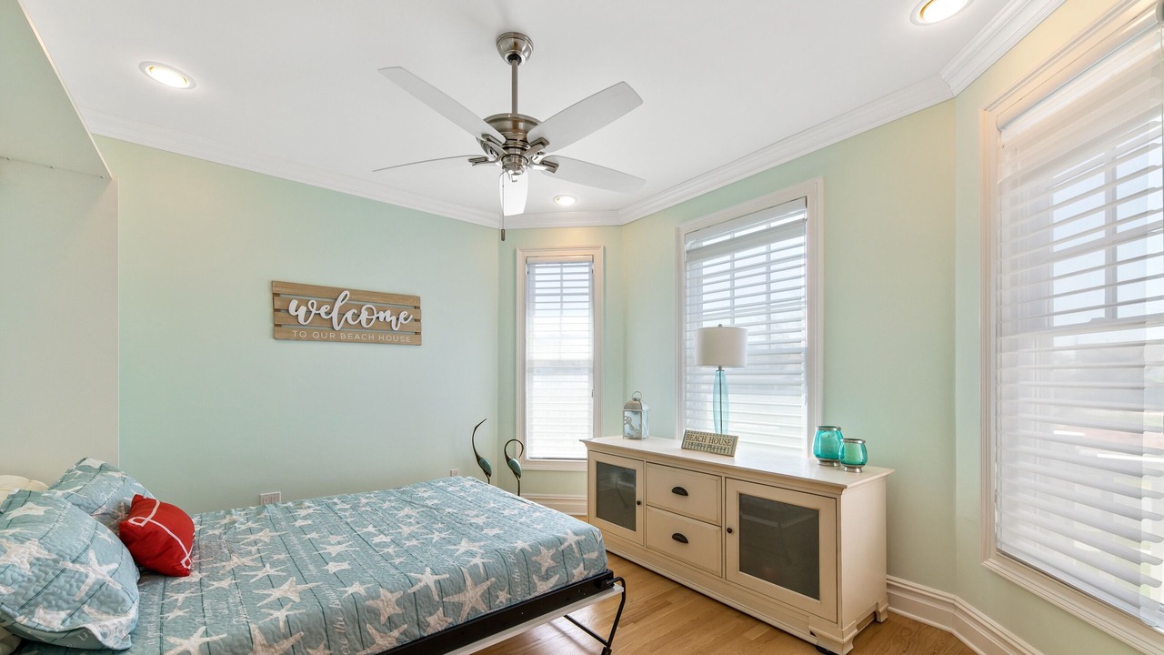 Photo of Bedroom in Point Pleasant Beach